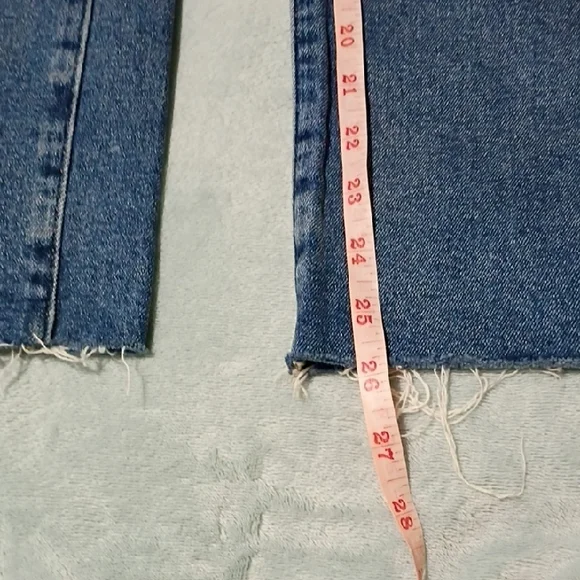 J. Crew Women's Straight Leg Blue Jeans - Picture 5 of 8